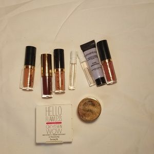 FREEBIES WITH EVERY ORDER❤️